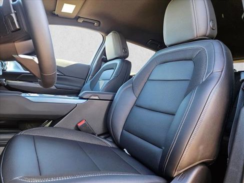 New 2026 Chevrolet Equinox EV LT image 4