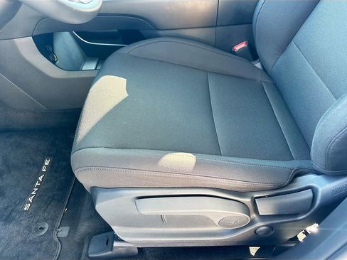 Used 2025 Hyundai Santa Fe SE image 18
