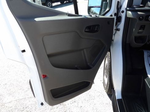 Used 2023 Ford Transit 250 image 14
