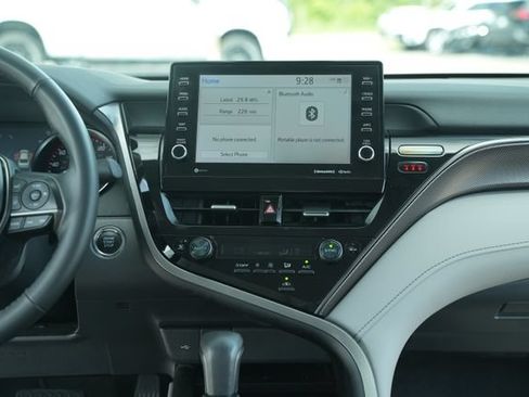Used 2024 Toyota Camry XSE FWD image 26