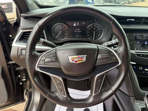 Used 2024 Cadillac XT5 Premium Luxury AWD/4WD image 12