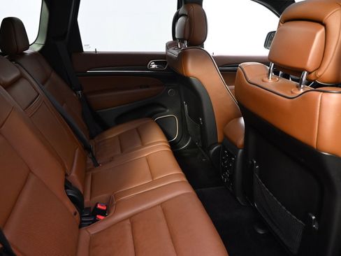 Used 2017 Jeep Grand Cherokee Summit image 18