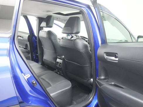 Used 2022 Toyota Corolla Cross XLE w/ Convenience Package AWD/4WD image 25