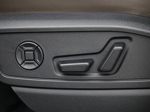 New 2025 Audi Q5 Prestige image 22