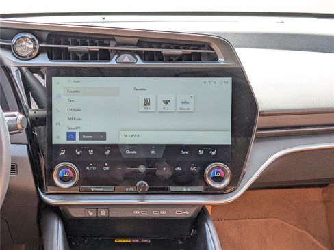 Certified 2023 Lexus RZ 450e Premium w/ Accessory Package (Z1) AWD/4WD image 19