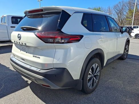 Used 2021 Nissan Rogue SV image 6