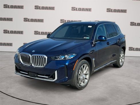 New 2026 BMW X5 xDrive50e image 1