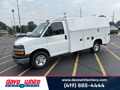 New 2025 Chevrolet Express 3500 w/ Power Convenience Package