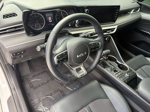 Used 2023 Kia K5 GT-Line FWD image 3
