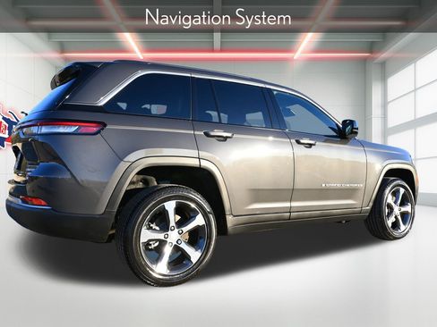 New 2026 Jeep Grand Cherokee Limited image 3