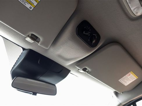 Used 2019 Ford Transit 350 XLT image 24