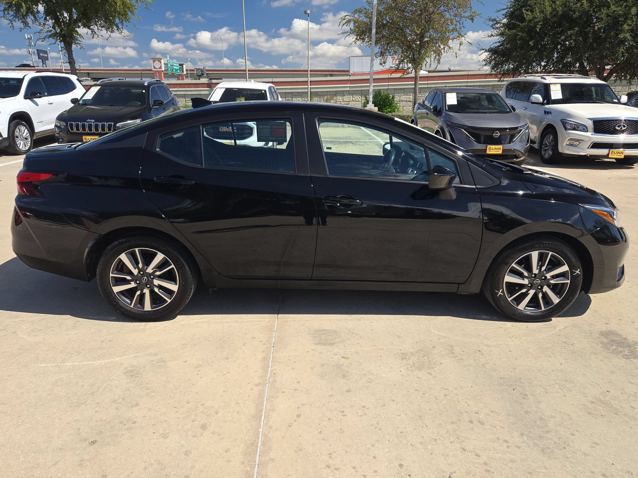 Certified 2025 Nissan Versa SV FWD image 2