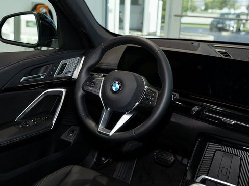 Used 2025 BMW X1 xDrive28i w/ Premium Package image 39
