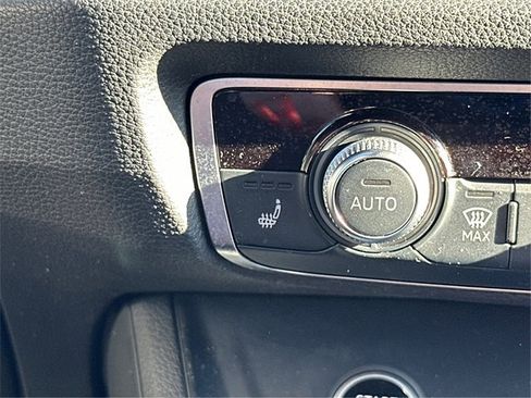 Used 2021 Audi Q3 2.0T Premium Plus w/ Premium Plus Package image 27