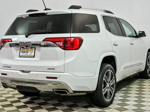 Used 2018 GMC Acadia Denali w/ Technology Package AWD/4WD image 8