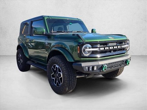 Used 2023 Ford Bronco Outer Banks image 3