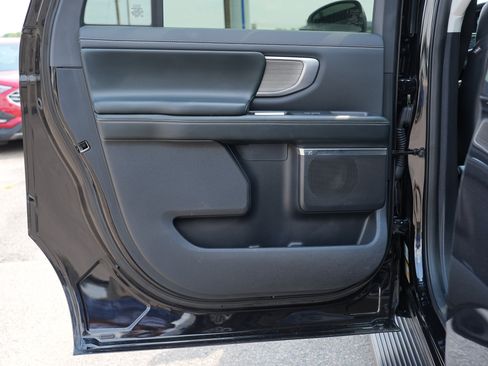Used 2026 Ford Expedition Max Platinum AWD/4WD image 21