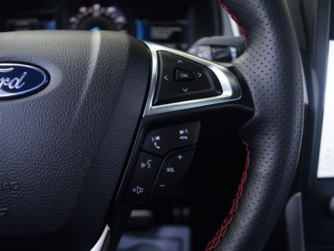 Used 2024 Ford Edge ST-Line AWD/4WD image 5