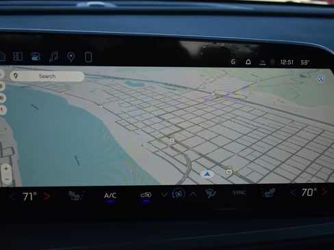 New 2026 Chevrolet Traverse LT w/ LPO, Floor Liner Package image 31