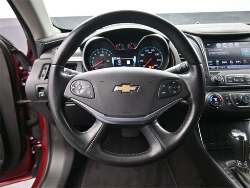 Used 2017 Chevrolet Impala Premier w/ Enhanced Convenience Package image 28
