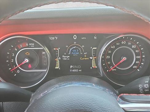 Used 2021 Jeep Wrangler Unlimited Rubicon AWD/4WD image 12