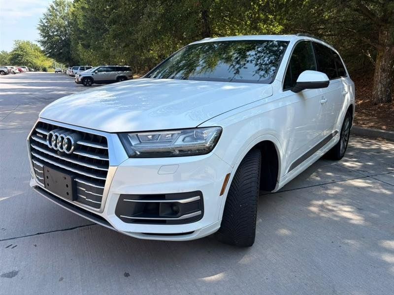 Used 2018 Audi Q7 3.0T Prestige AWD/4WD image 3