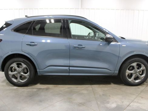 Used 2024 Ford Escape ST-Line image 11