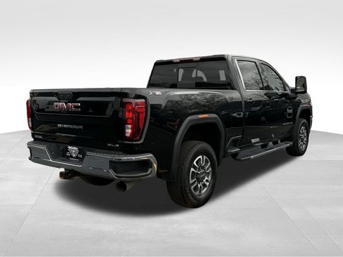 Used 2022 GMC Sierra 2500 SLE w/ SLE Value Package; image 8