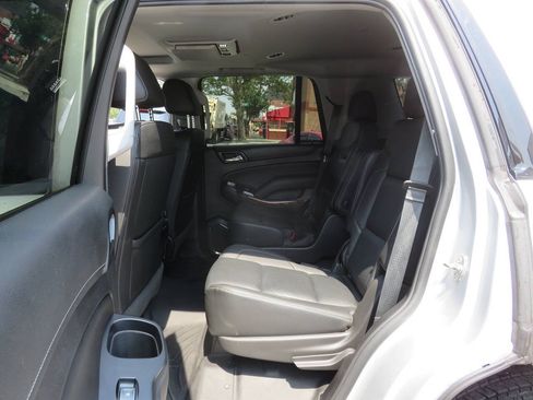 Used 2018 Chevrolet Tahoe Premier AWD/4WD image 23
