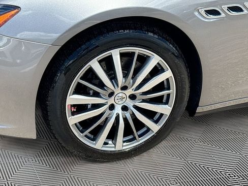 Used 2021 Maserati Quattroporte S image 36