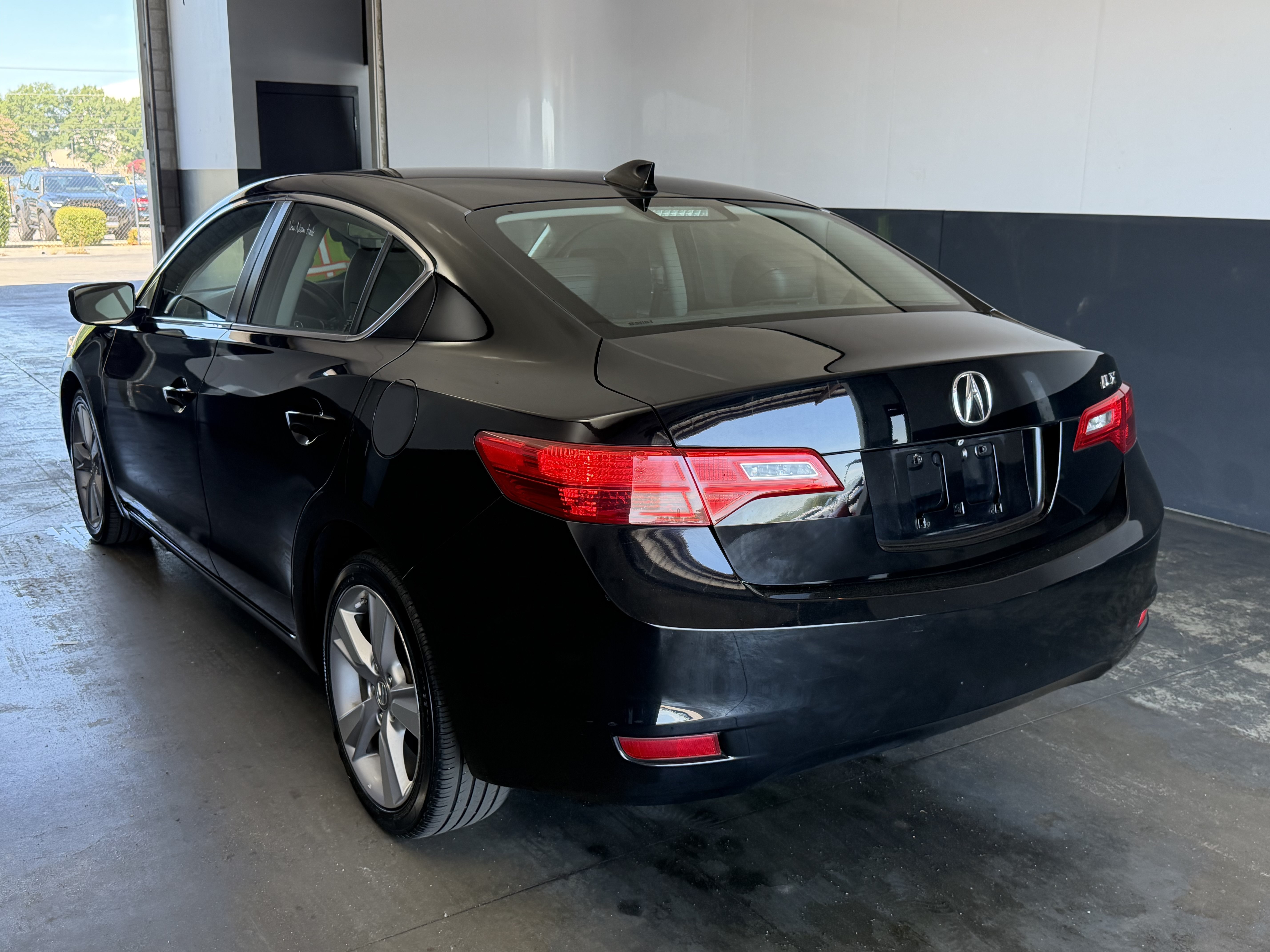 Used 2015 Acura ILX FWD image 7