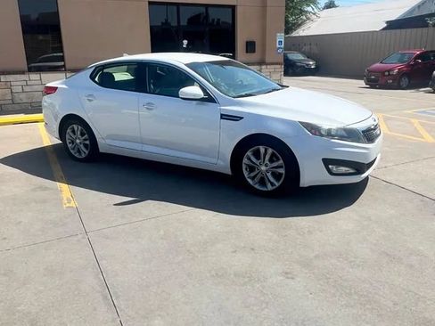 Used 2012 Kia Optima EX FWD image 9
