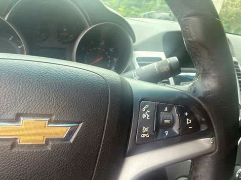 Used 2012 Chevrolet Cruze LT FWD image 15