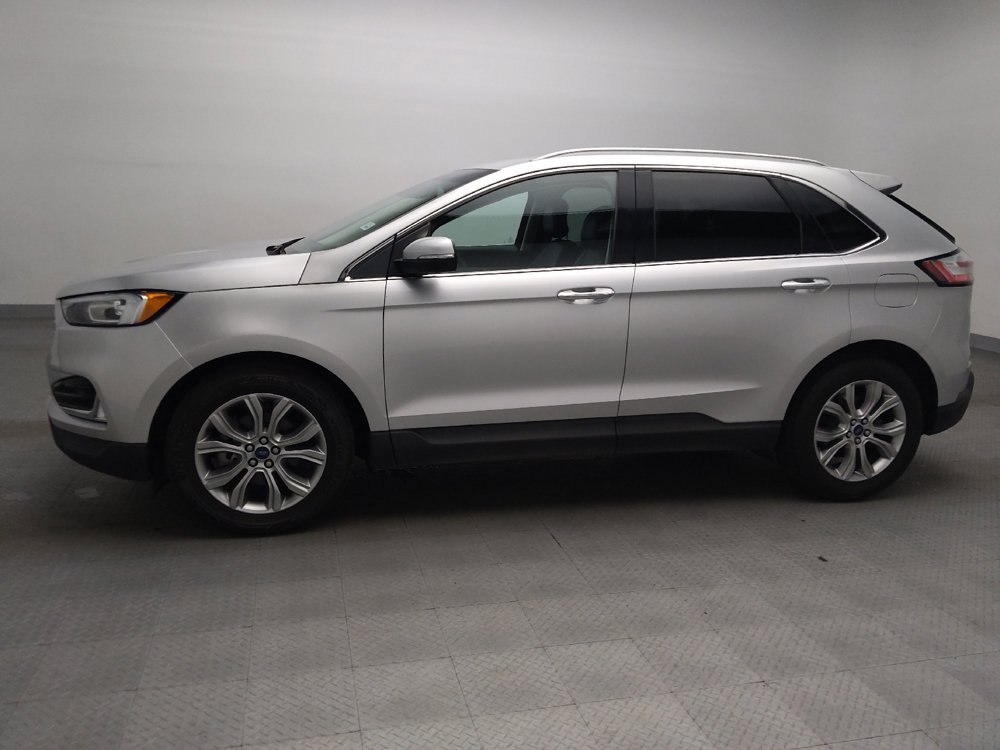 Used 2019 Ford Edge Titanium FWD image 2