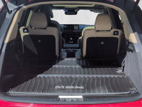 Used 2023 Acura MDX SH-AWD w/ Advance Package image 6