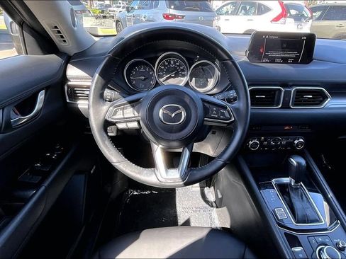 Used 2017 MAZDA CX-5 Touring w/ Preferred Equipment Package FWD image 7