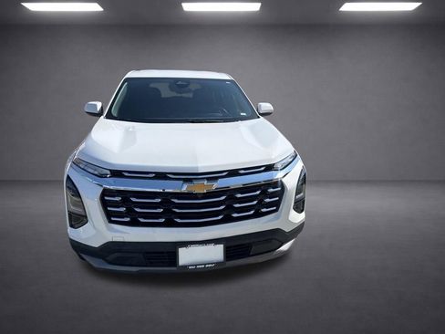 Used 2026 Chevrolet Equinox LT FWD image 4