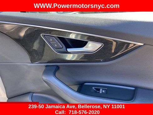 Used 2023 Audi Q7 3.0T Premium Plus AWD/4WD image 8
