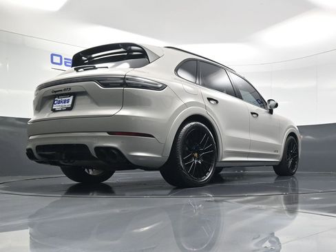 Used 2021 Porsche Cayenne GTS image 46