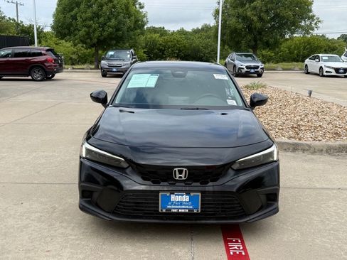 Used 2024 Honda Civic EX-L image 9