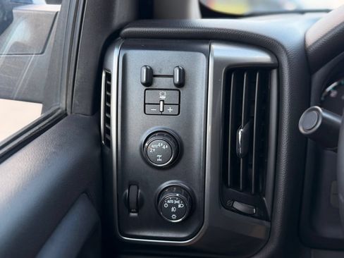 Used 2018 Chevrolet Silverado 1500 LT w/ All Star Edition AWD/4WD image 41