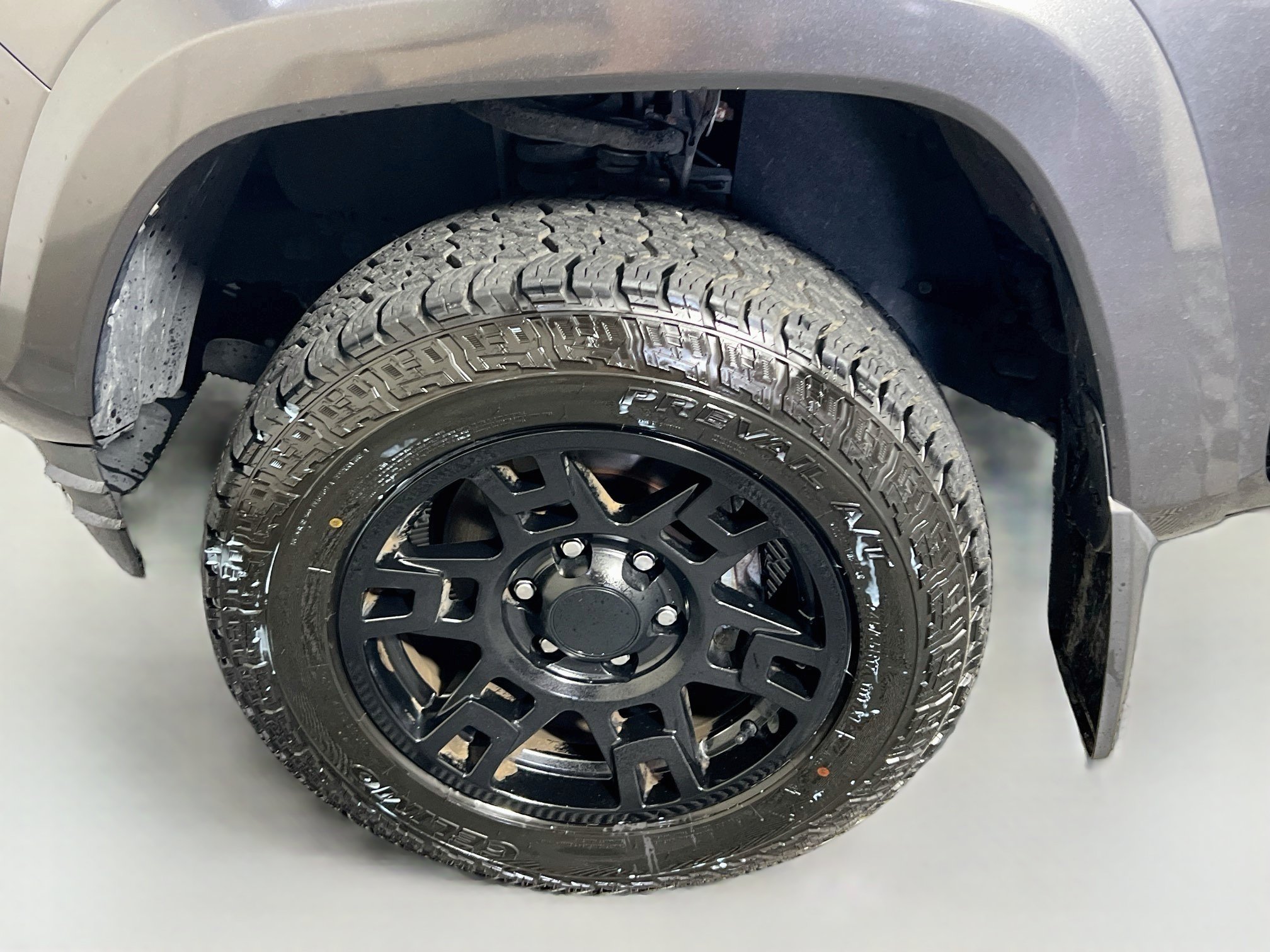 Used 2019 Toyota Tacoma TRD Sport AWD/4WD image 13