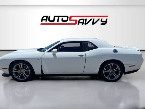 Used 2022 Dodge Challenger R/T RWD image 4