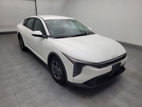 Used 2025 Kia K4 FWD image 13