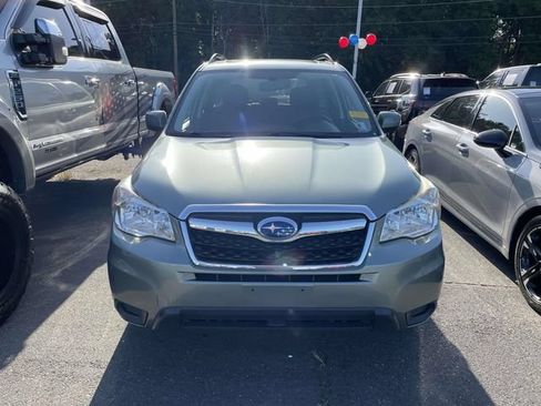 Used 2015 Subaru Forester 2.5i Premium w/ Popular Package #2 AWD/4WD image 2