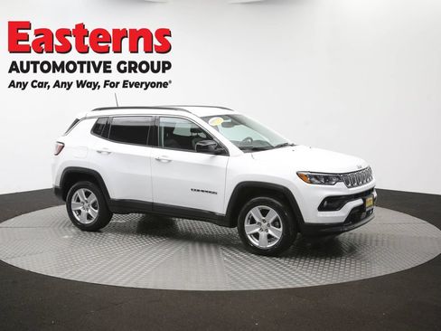 Used 2022 Jeep Compass Latitude w/ Convenience Group AWD/4WD image 47
