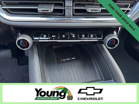 New 2026 Chevrolet Equinox EV LT image 25