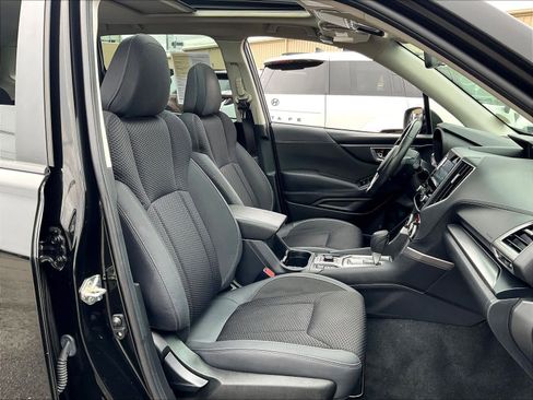 Used 2021 Subaru Forester Premium image 11