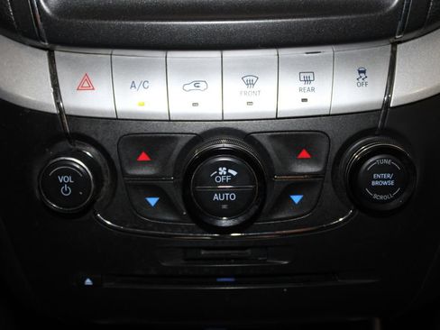 Used 2018 Dodge Journey GT FWD image 27