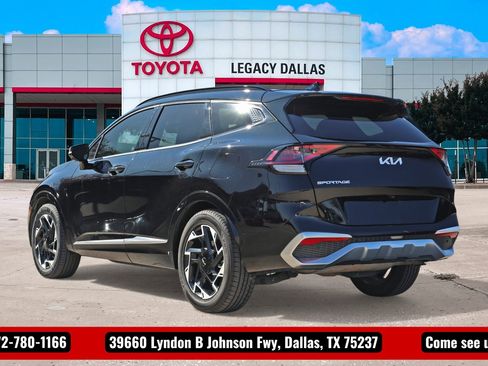 Used 2023 Kia Sportage SX image 8